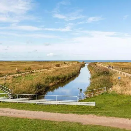 Modernes In Mit Garten Kuehlungsborn