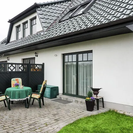 Apartment Modernes In Mit Garten